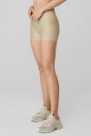 3 High-Waist Airlift Short - California Sand