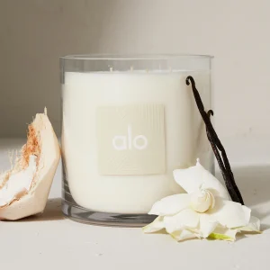 Alo Love Candle - 60 oz